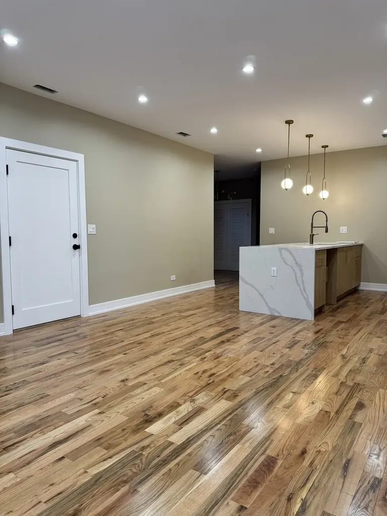 155 North La Crosse Avenue Chicago IL 60644