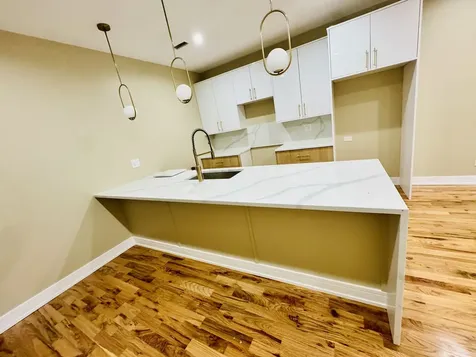 155 North La Crosse Avenue Chicago IL 60644
