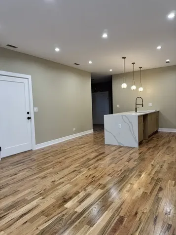 155 North La Crosse Avenue Chicago IL 60644