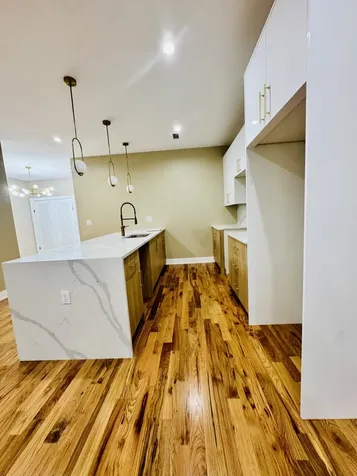 155 North La Crosse Avenue Chicago IL 60644