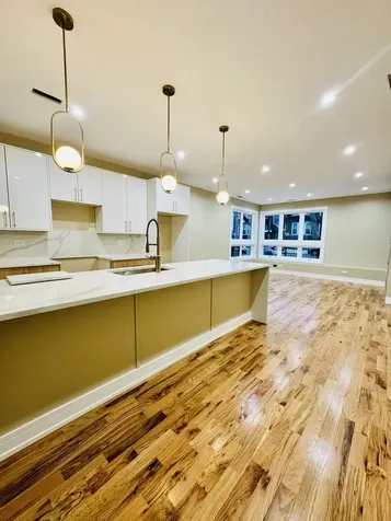 155 North La Crosse Avenue Chicago IL 60644