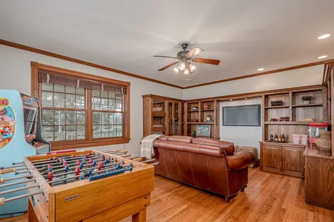 9N321 Barron Road Maple Park IL 60151