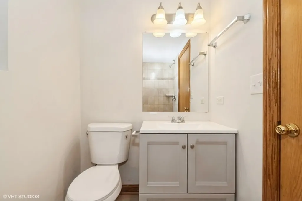 5318 South Kenneth Avenue Chicago IL 60632