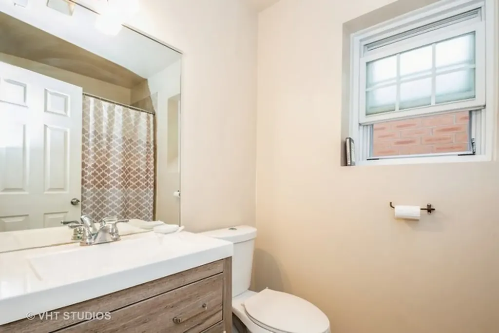 5318 South Kenneth Avenue Chicago IL 60632