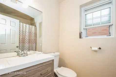 5318 South Kenneth Avenue Chicago IL 60632