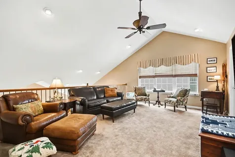 1179 Kingsley Lane Aurora IL 60505