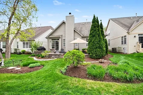1179 Kingsley Lane Aurora IL 60505