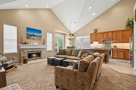 1179 Kingsley Lane Aurora IL 60505