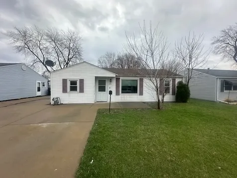 376 Belle Aire Avenue Bourbonnais IL 60914