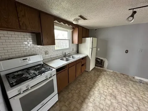 376 Belle Aire Avenue Bourbonnais IL 60914