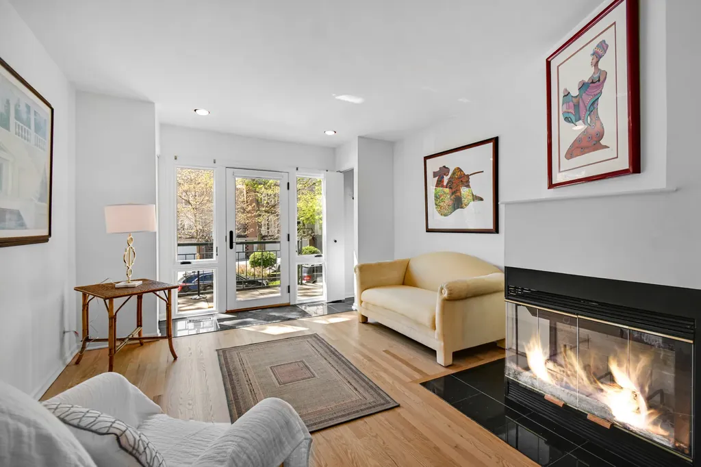 1452 South State Street Chicago IL 60605