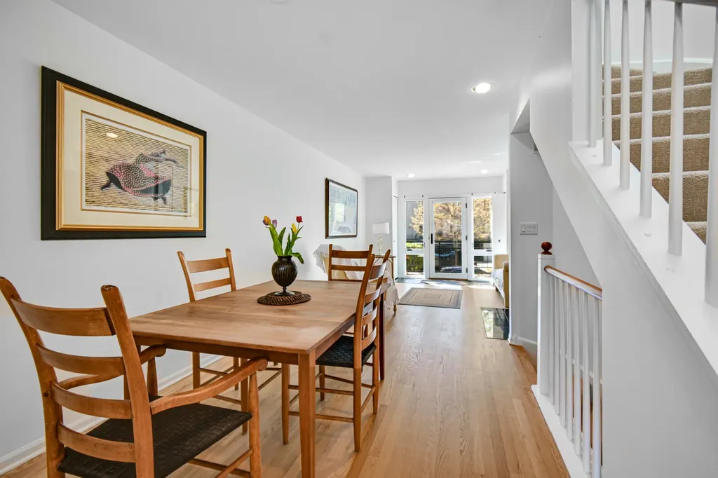 1452 South State Street Chicago IL 60605