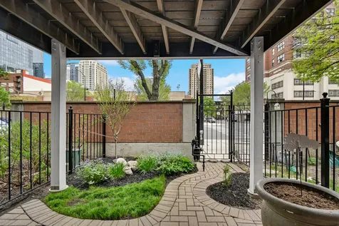 1452 South State Street Chicago IL 60605