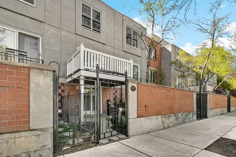 1452 South State Street Chicago IL 60605
