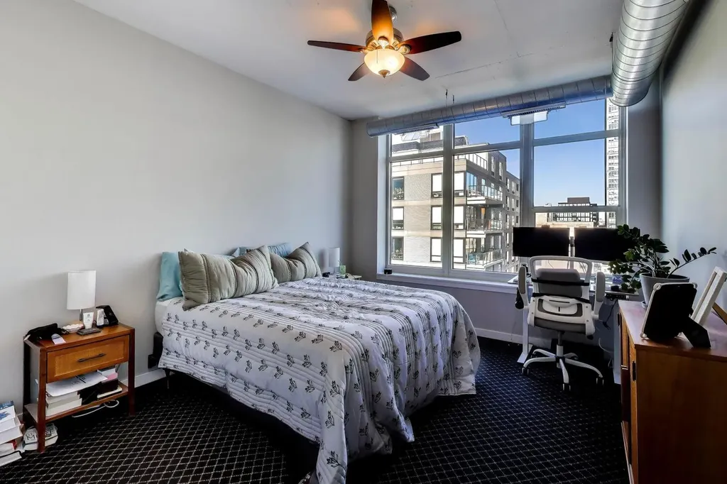 909 West Washington Boulevard Chicago IL 60607