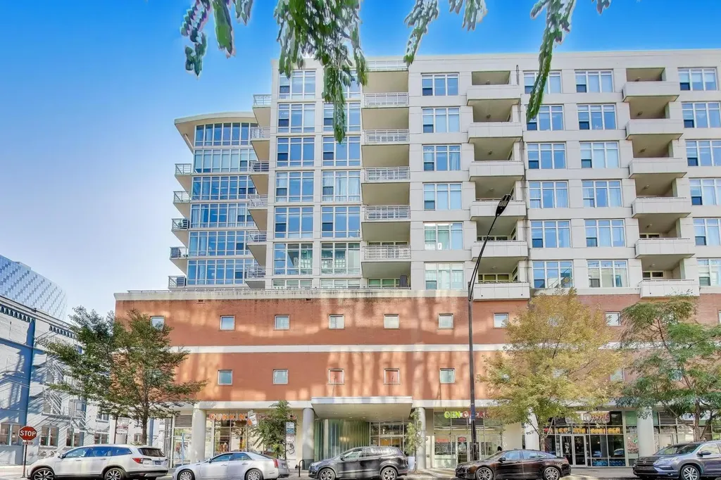 909 West Washington Boulevard Chicago IL 60607