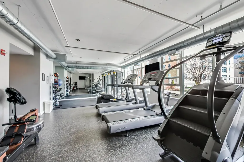 909 West Washington Boulevard Chicago IL 60607
