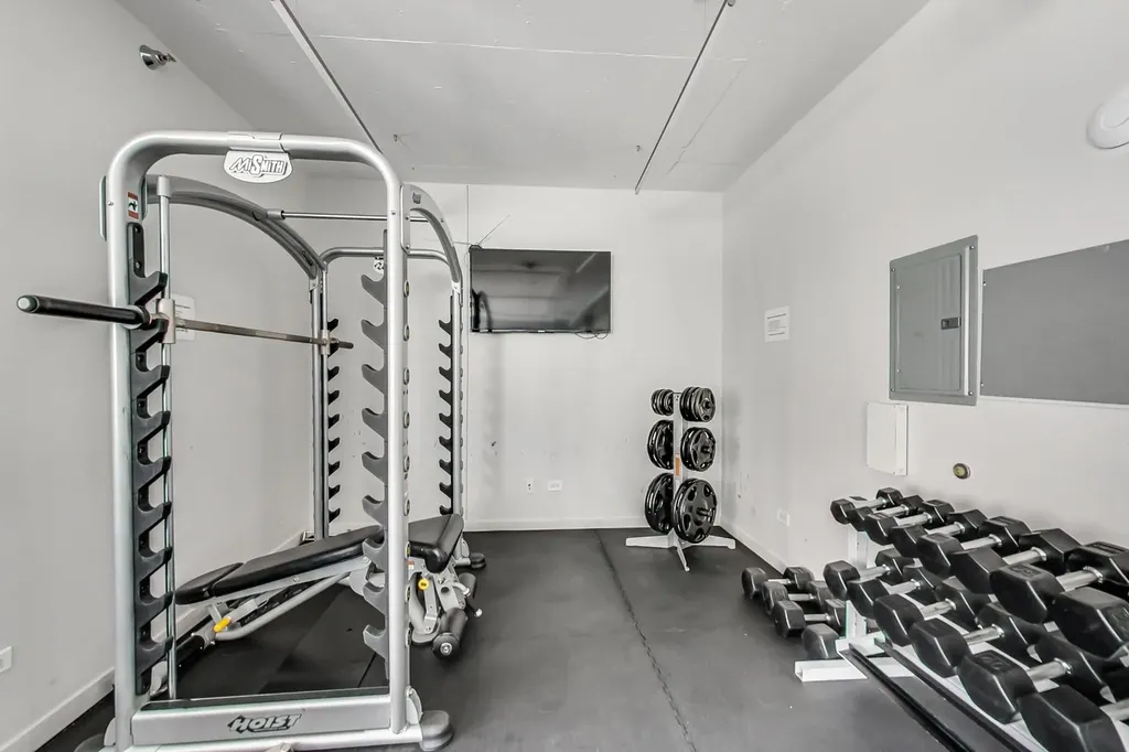 909 West Washington Boulevard Chicago IL 60607