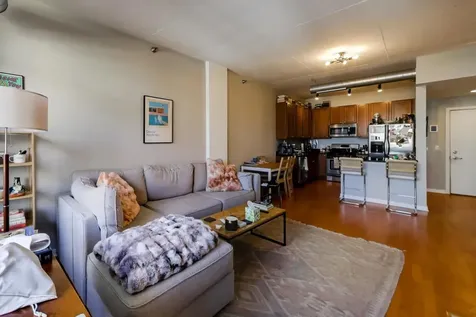 909 West Washington Boulevard Chicago IL 60607