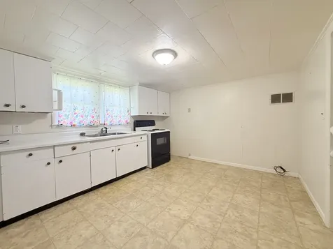 345 East Fords Ferry Road Cave In Rock IL 62919