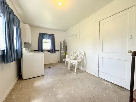 345 East Fords Ferry Road Cave In Rock IL 62919