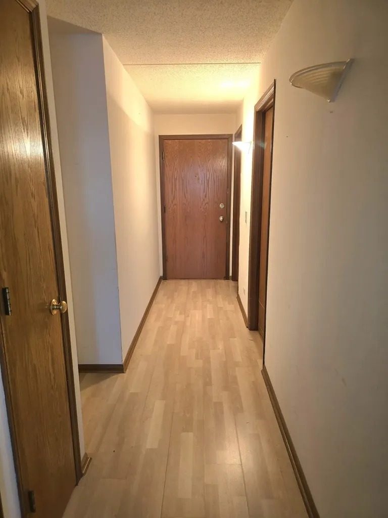 6526 West Irving Park Road Chicago IL 60634
