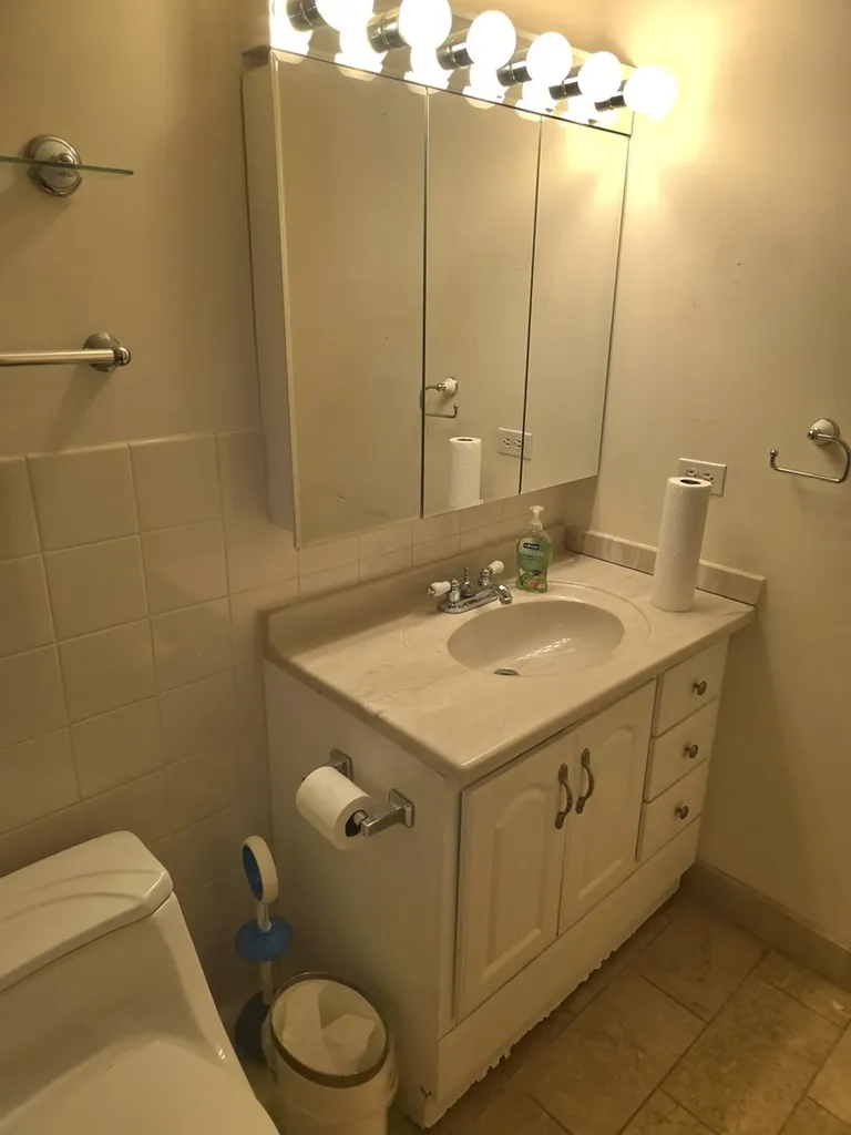 6526 West Irving Park Road Chicago IL 60634