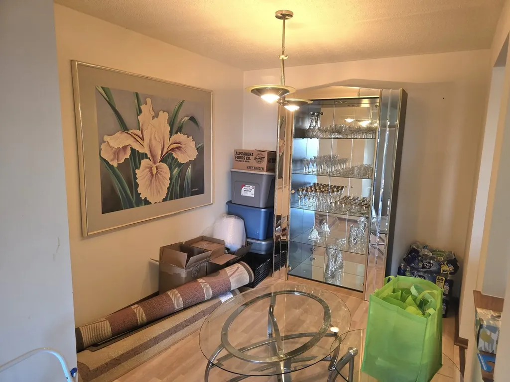 6526 West Irving Park Road Chicago IL 60634