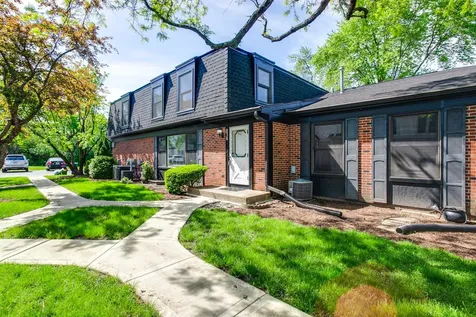 838 Inverrary Lane Deerfield IL 60015