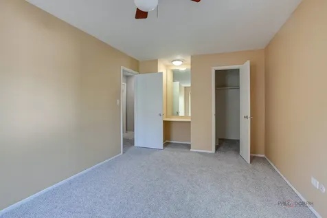 838 Inverrary Lane Deerfield IL 60015