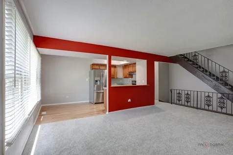 838 Inverrary Lane Deerfield IL 60015