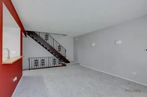 838 Inverrary Lane Deerfield IL 60015