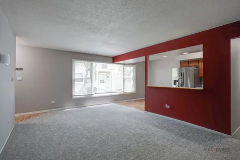 838 Inverrary Lane Deerfield IL 60015