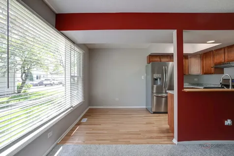 838 Inverrary Lane Deerfield IL 60015