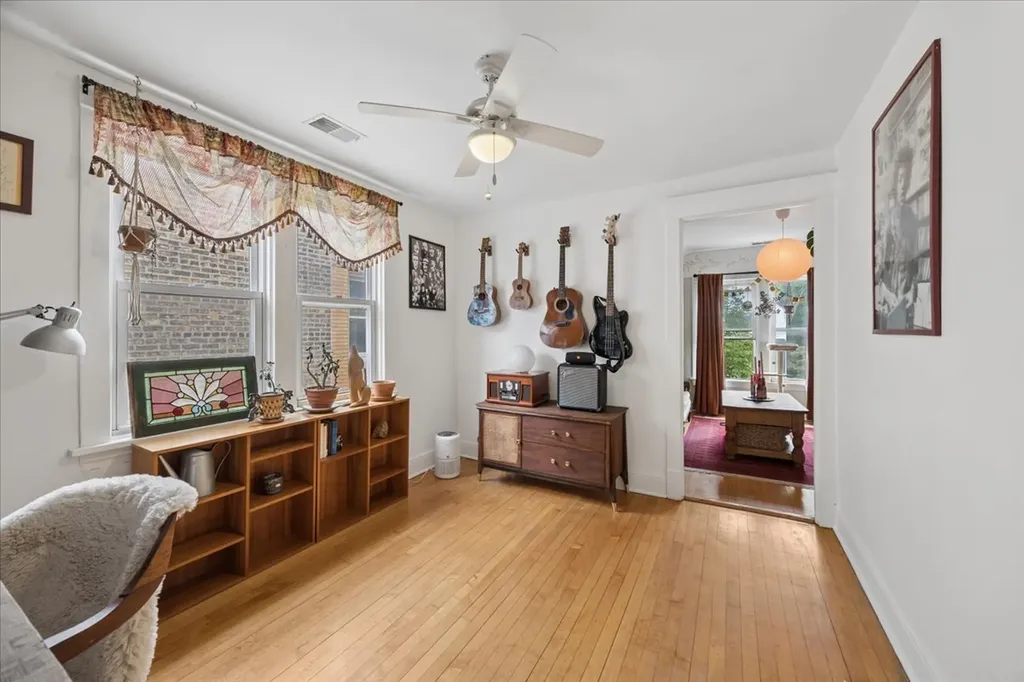 3322 West Belden Avenue Chicago IL 60647