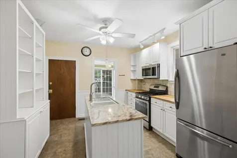 3322 West Belden Avenue Chicago IL 60647