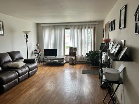 352 Crandon Avenue Calumet City IL 60409