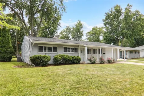 2119 Peirce Avenue Bloomington IL 61701