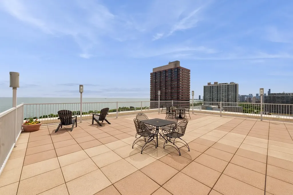 336 West Wellington Street Chicago IL 60657
