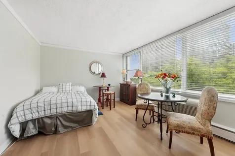 336 West Wellington Street Chicago IL 60657