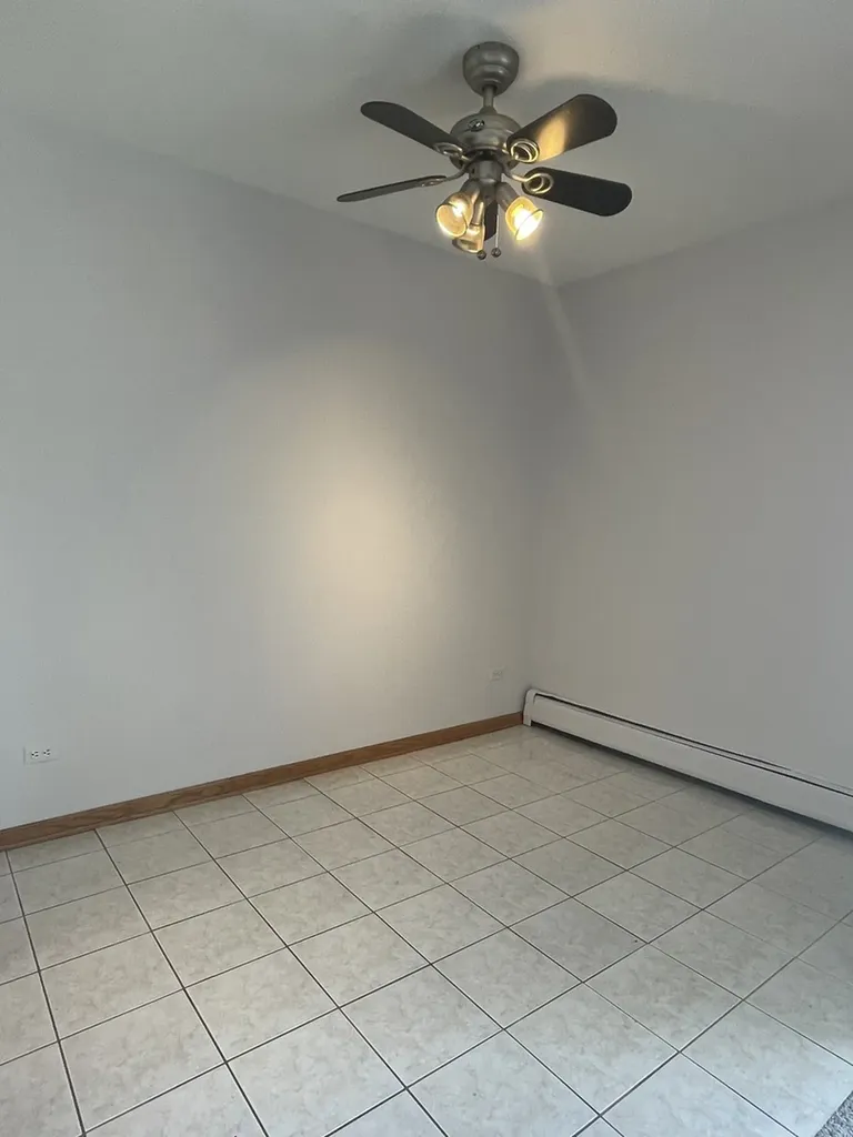 1806 Hemlock Place Schaumburg IL 60173