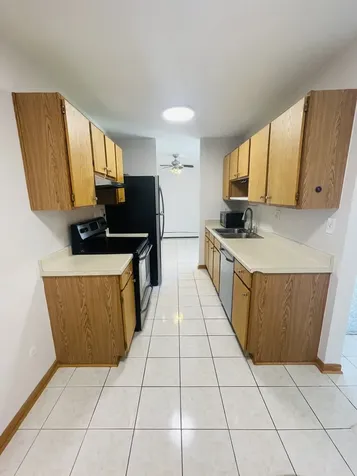 1806 Hemlock Place Schaumburg IL 60173