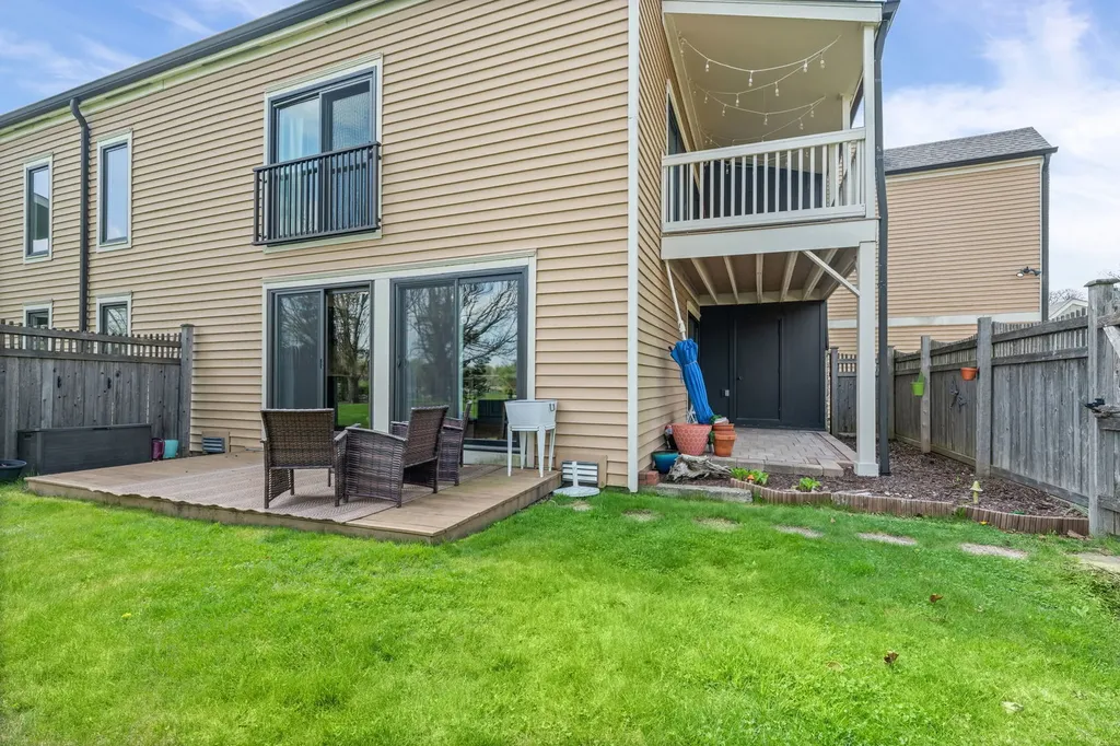 1477 South County Farm Road Wheaton IL 60189