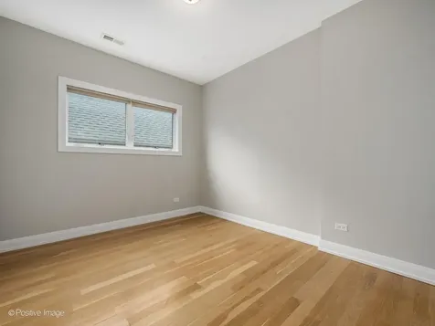 1525 West Fry Street Chicago IL 60642