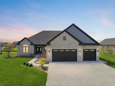718 Independence Avenue Sycamore IL 60178