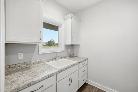 718 Independence Avenue Sycamore IL 60178