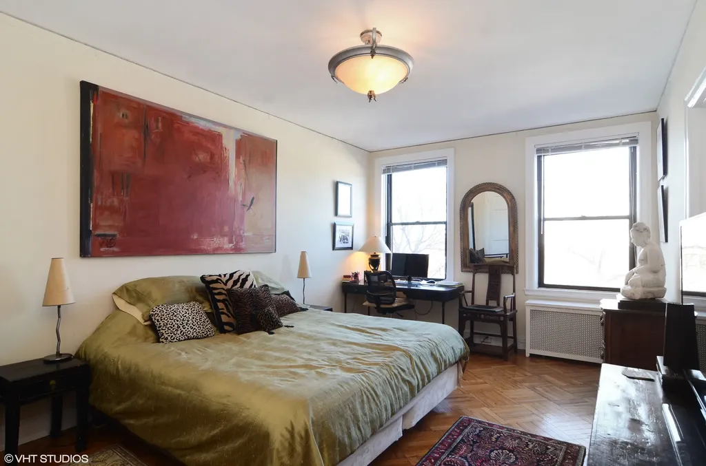 2000 North Lincoln Park West Avenue Chicago IL 60614