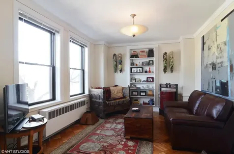 2000 North Lincoln Park West Avenue Chicago IL 60614