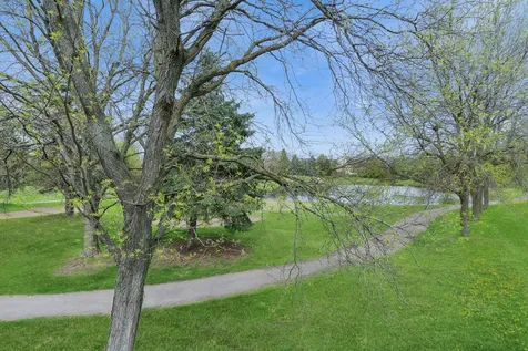 550 Rose Lane Bartlett IL 60103