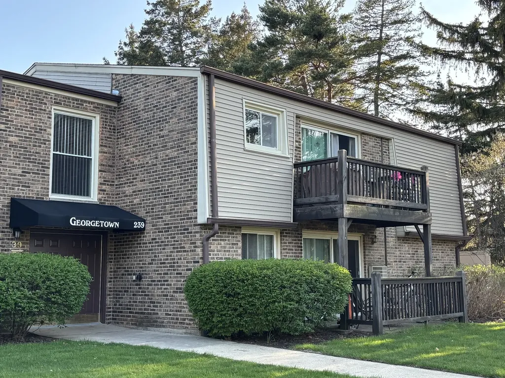 239 West Cornell Avenue Palatine IL 60067